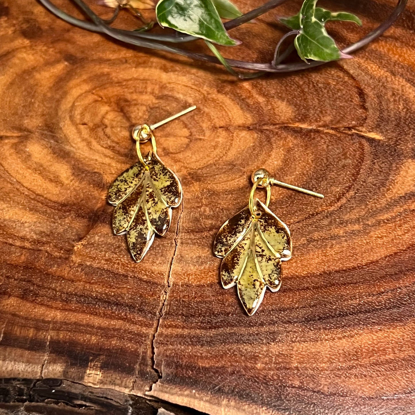 Calla - Porcelain Earrings: Purple