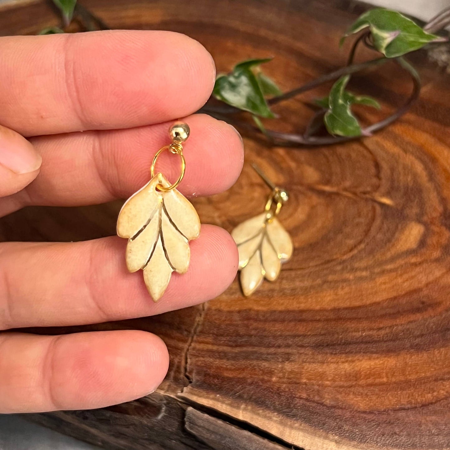 Calla - Porcelain Earrings: Purple